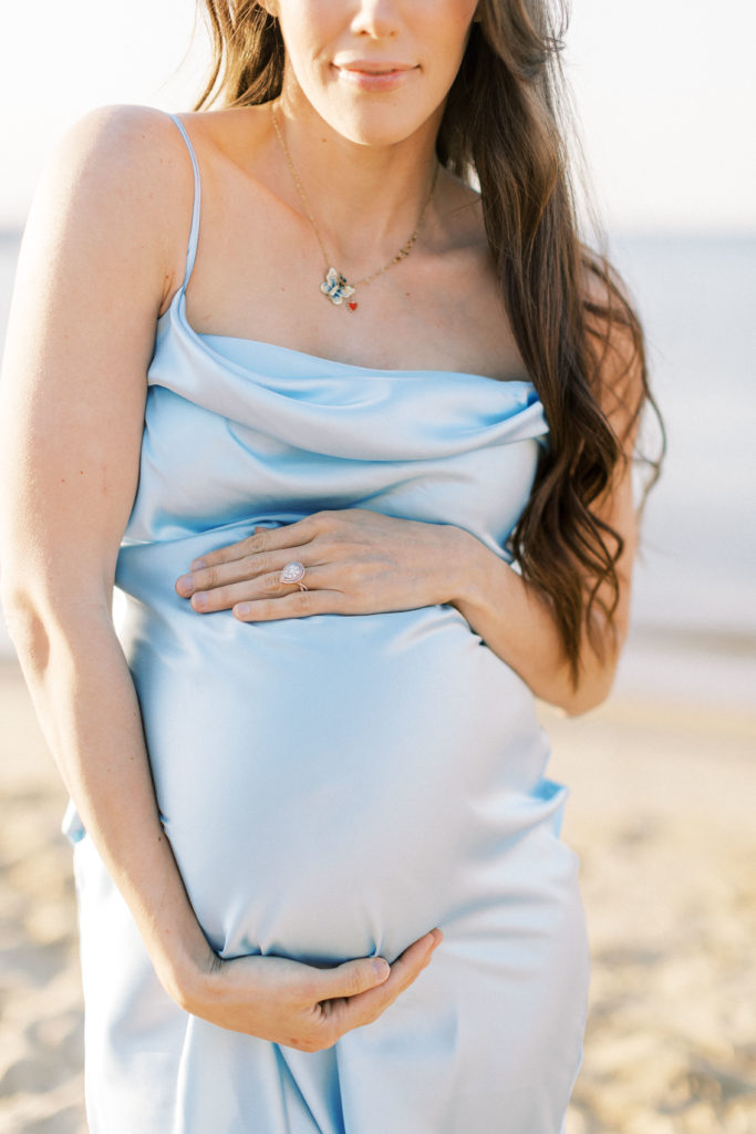 maternity portraits virginia beach