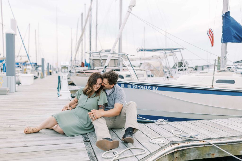 couples portraits with boat