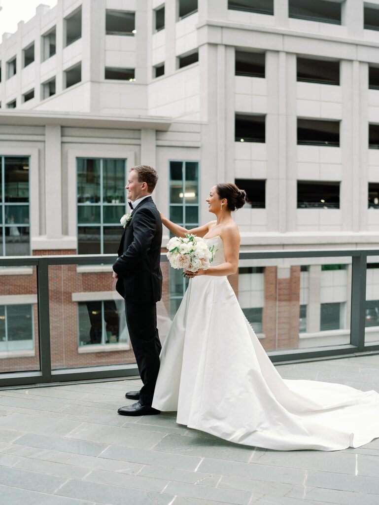 A Classic Black & White Wedding at the Four Seasons Baltimore