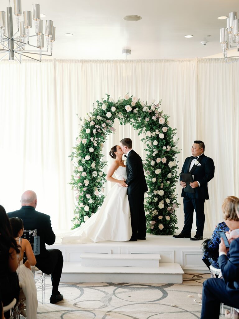 A Classic Black & White Wedding at the Four Seasons Baltimore