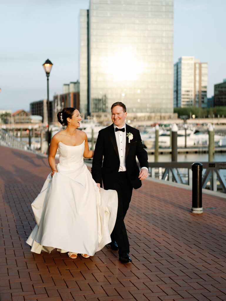 A Classic Black & White Wedding at the Four Seasons Baltimore