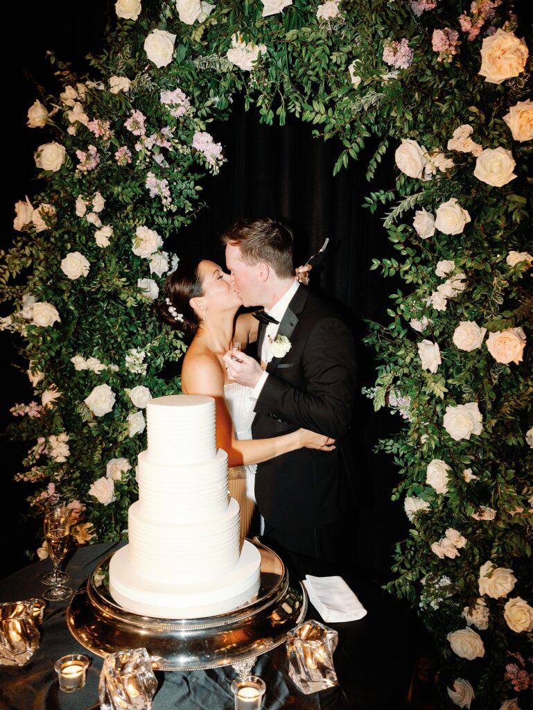 A Classic Black & White Wedding at the Four Seasons Baltimore