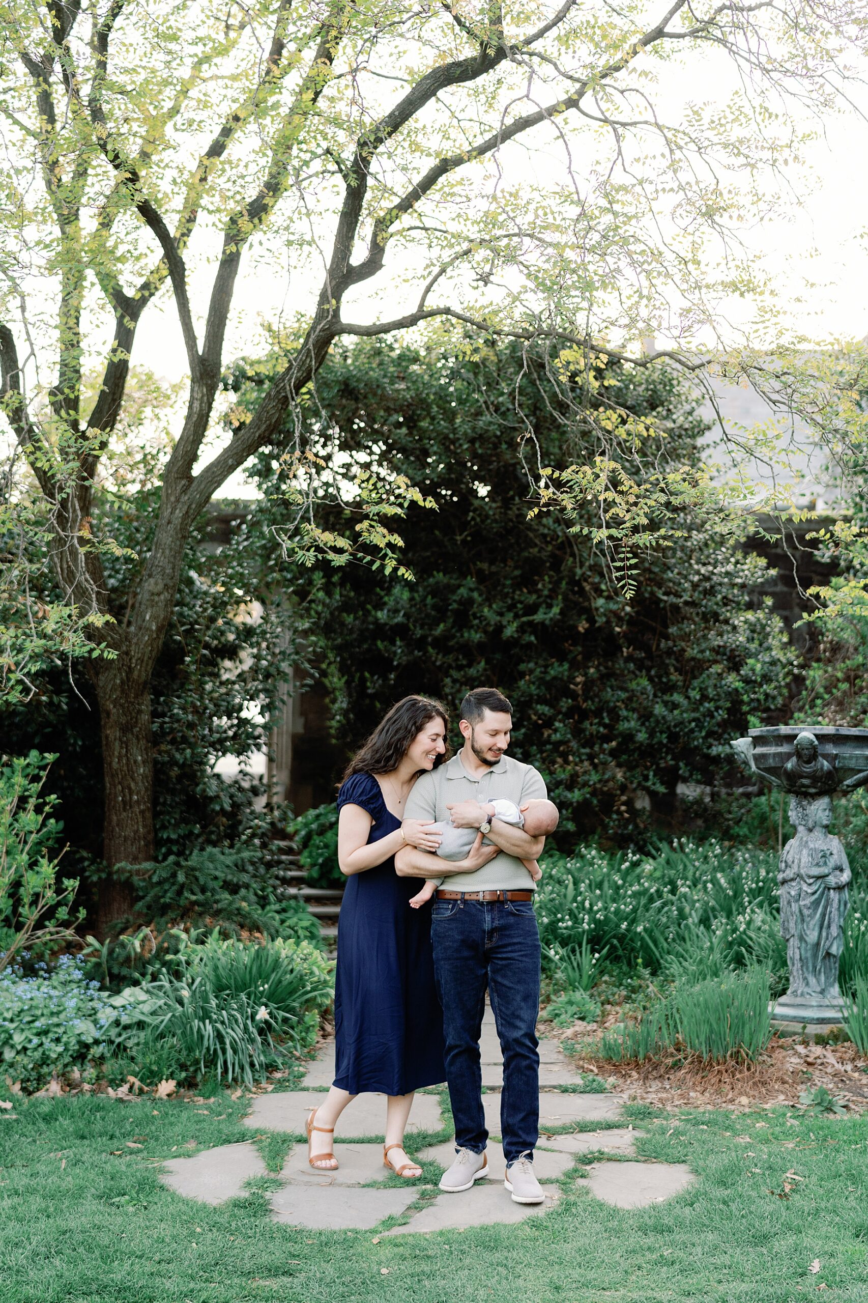 Bishops Garden Family Portraits in Washington DC