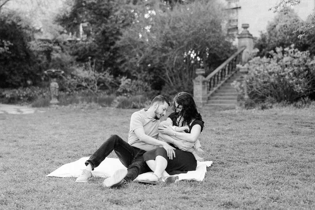 Bishops Garden Family Portraits in Washington DC